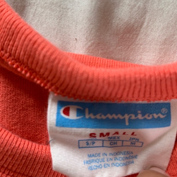 shirt - Picture 2 of 3